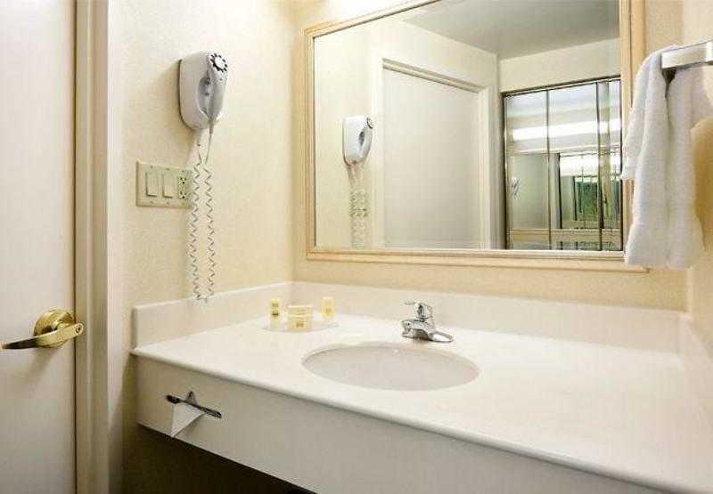 Fairfield Inn & Suites Butler Eksteriør bilde