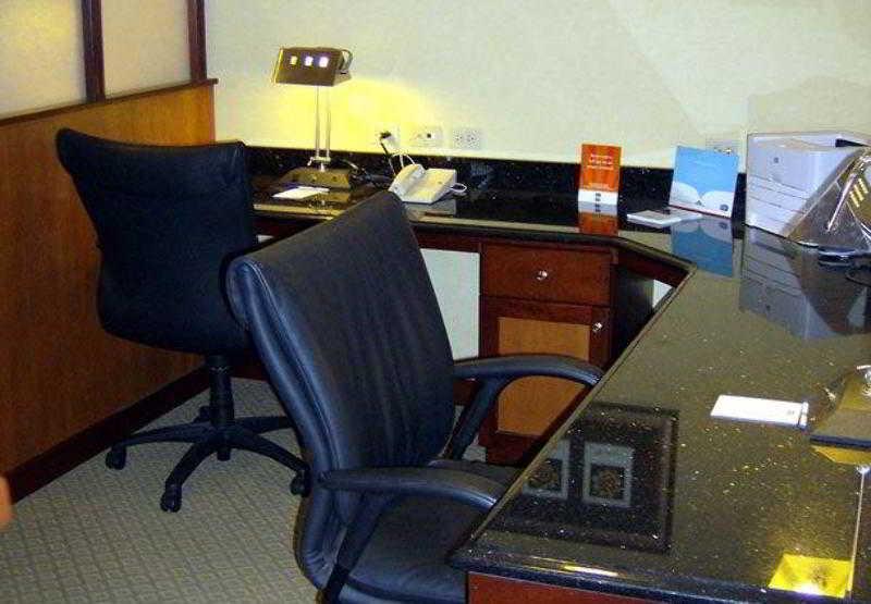 Fairfield Inn & Suites Butler Eksteriør bilde